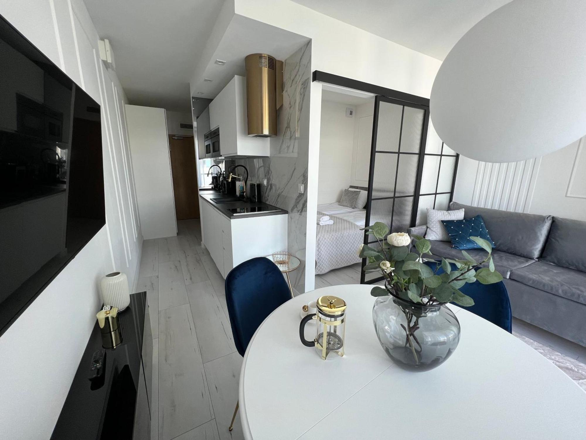 Apartament Glamour Basen, Sauna, Jacuzzi, Silownia, Restauracja - 365Pam Kołobrzeg Exteriör bild